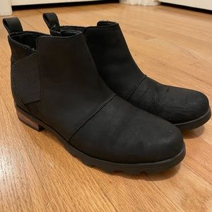 Sorel Emelia Chelsea ankle boot